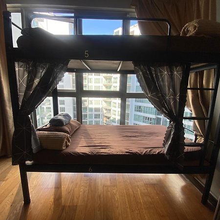 Regalia Bestfriend Hostel Kuala Lumpur Bagian luar foto