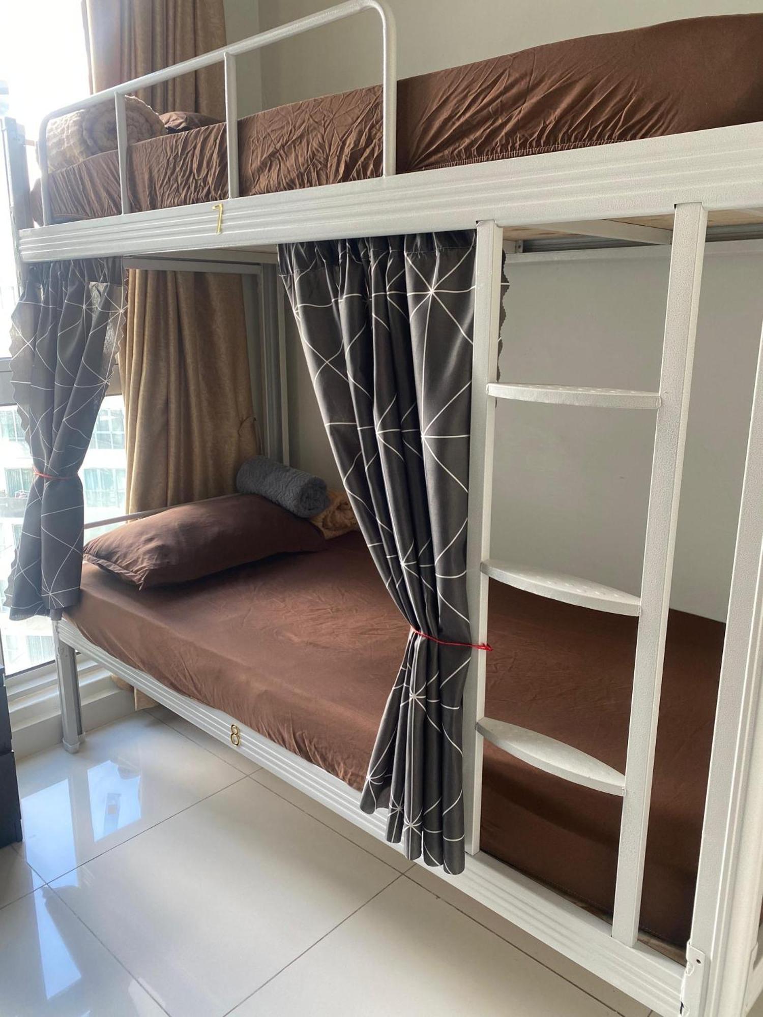 Regalia Bestfriend Hostel Kuala Lumpur Bagian luar foto
