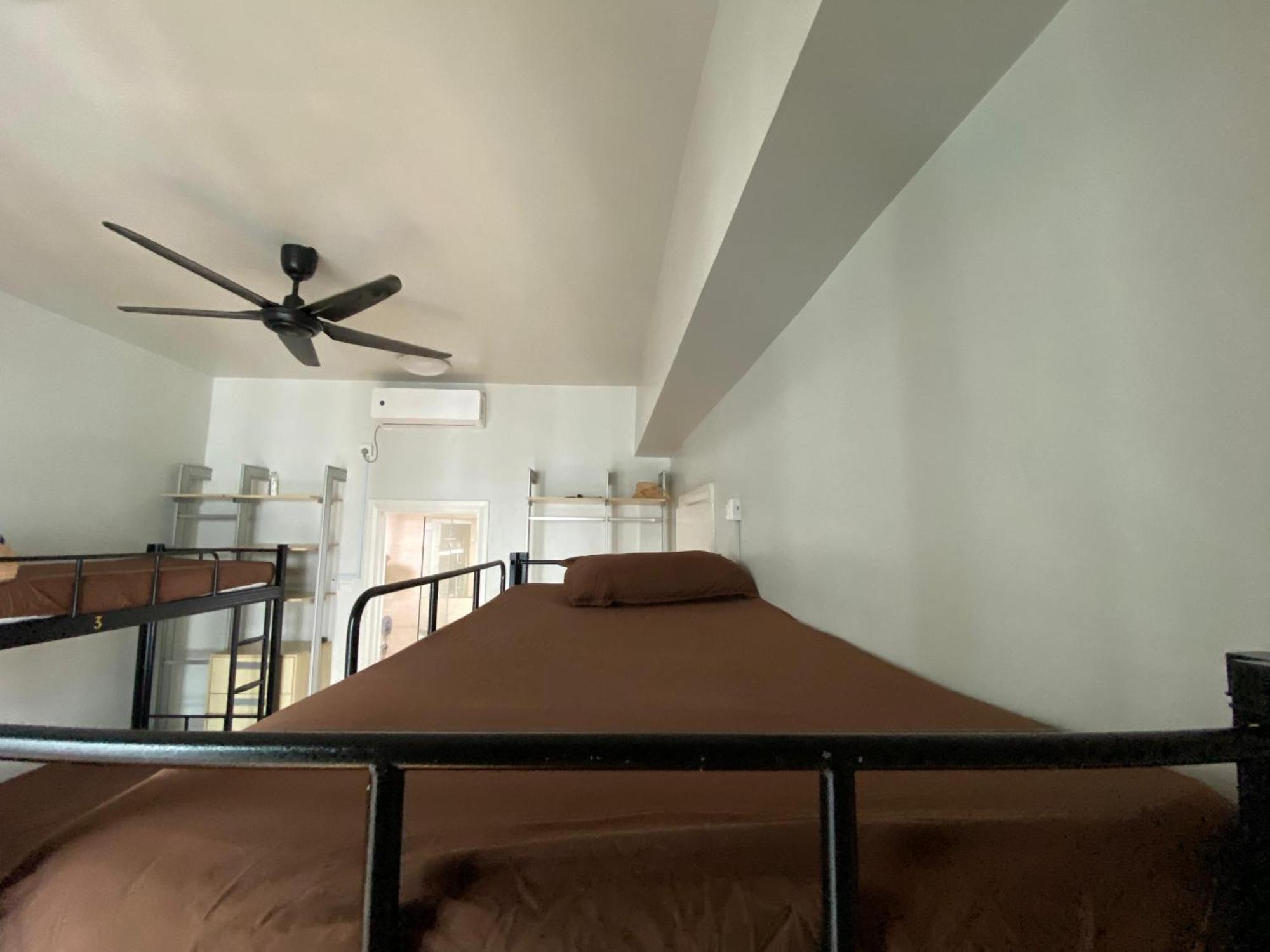 Regalia Bestfriend Hostel Kuala Lumpur Bagian luar foto