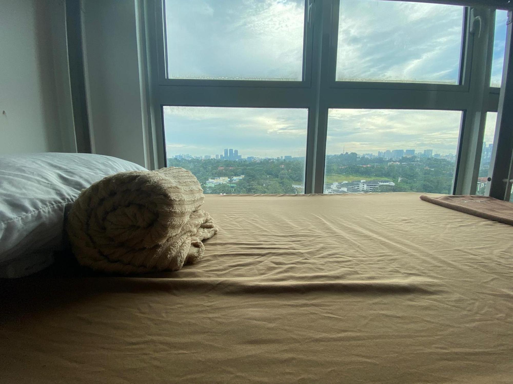Regalia Bestfriend Hostel Kuala Lumpur Bagian luar foto
