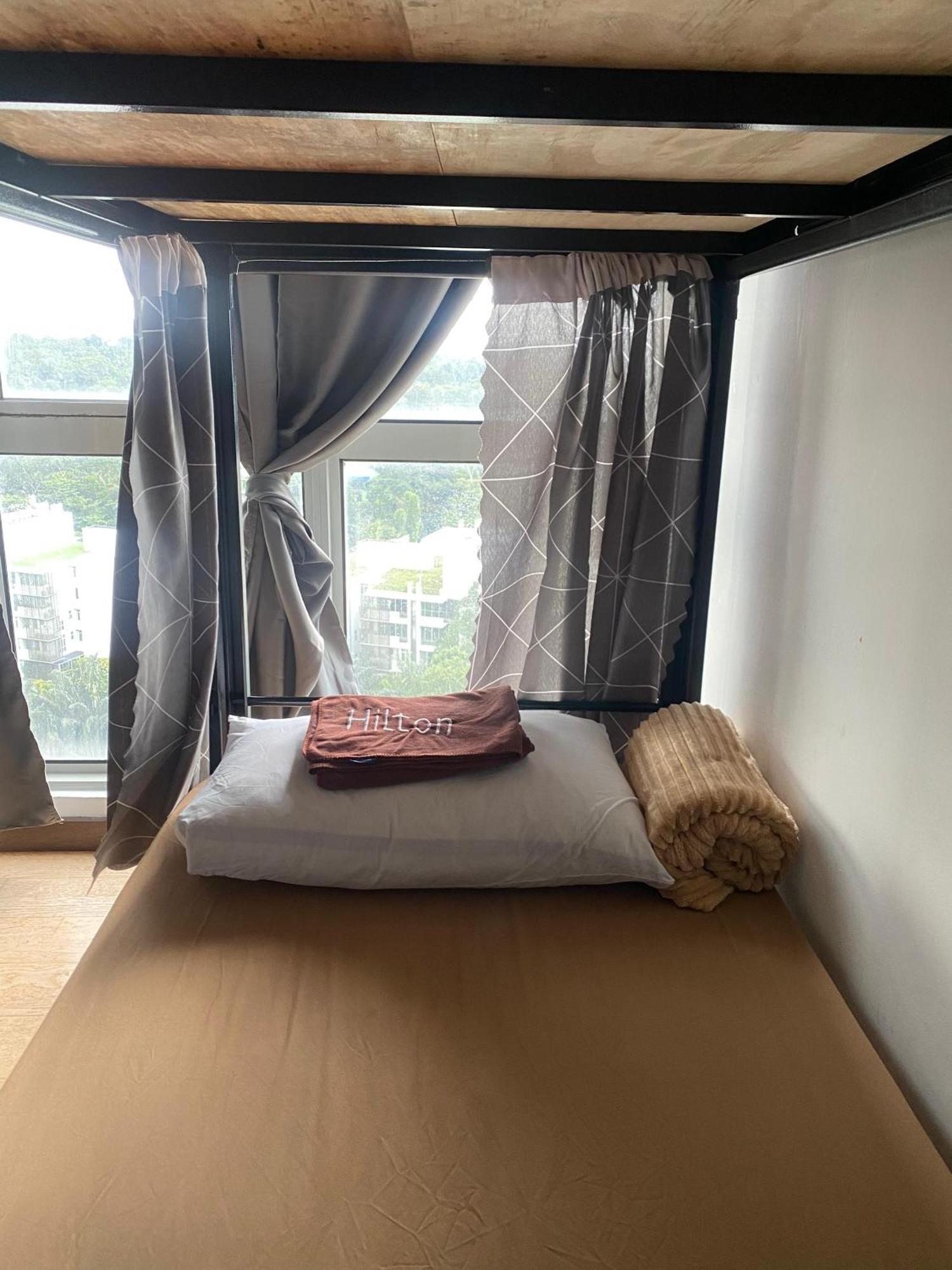 Regalia Bestfriend Hostel Kuala Lumpur Bagian luar foto