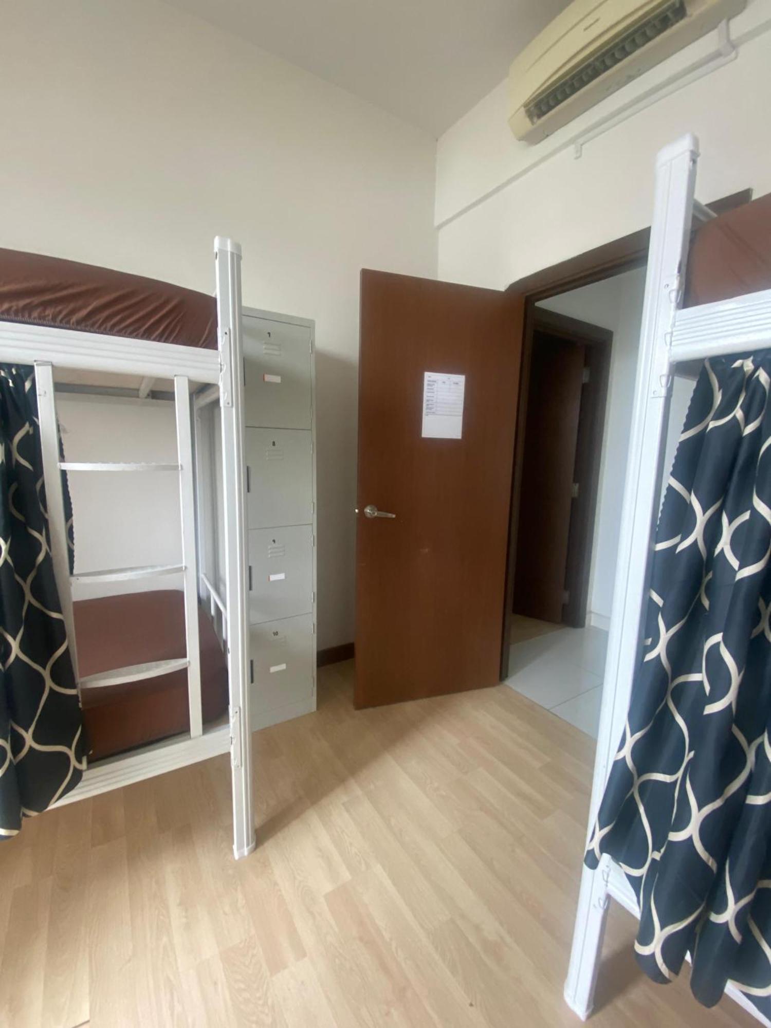 Regalia Bestfriend Hostel Kuala Lumpur Bagian luar foto