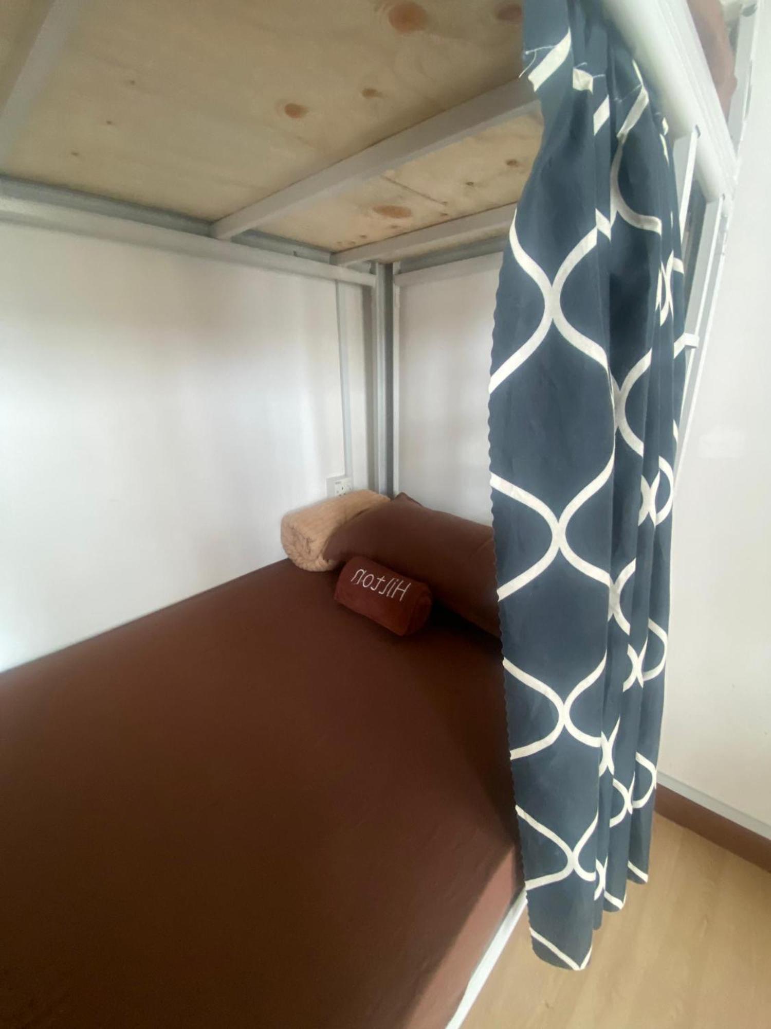 Regalia Bestfriend Hostel Kuala Lumpur Bagian luar foto