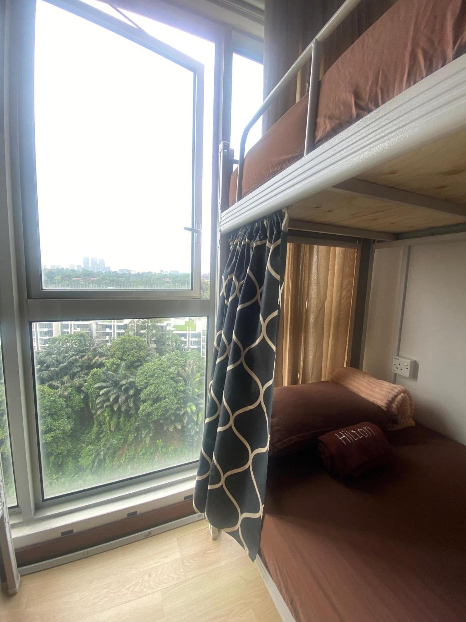 Regalia Bestfriend Hostel Kuala Lumpur Bagian luar foto